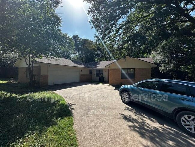 Building Photo - 8507 Bosque Blvd