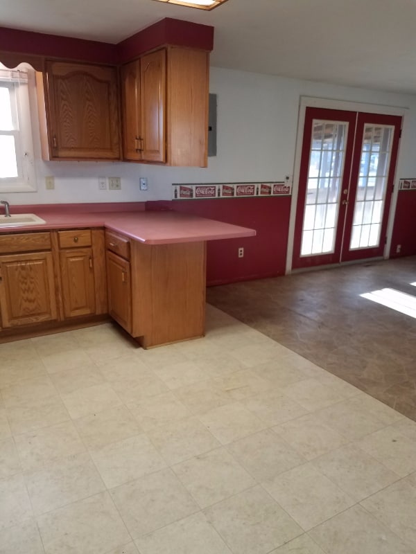 Photo - 7519 Harshmanville Rd