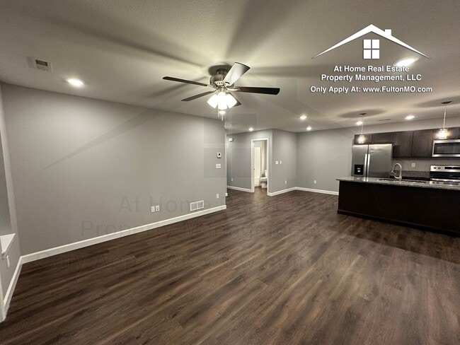 Photo - 2620 N Bluff St Unit 2620-203 North Bluff Street