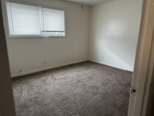 Photo - 411 Northside Dr