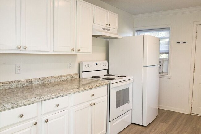 Photo - 100 James St Unit A