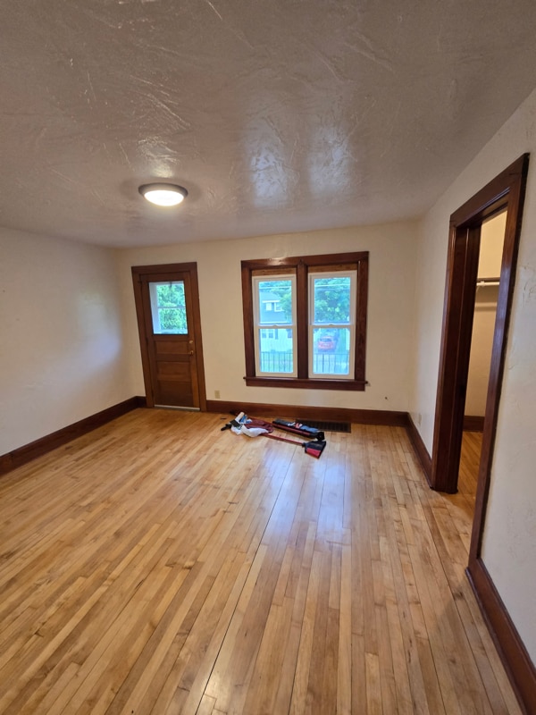Building Photo - 1212 Stuart St Rental