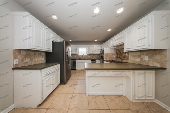 Photo - 2208 Brookhaven Ct