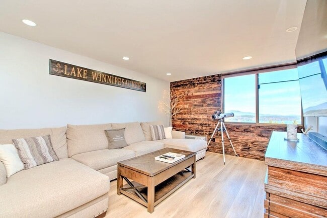 Photo - 375 Endicott St N Unit 305