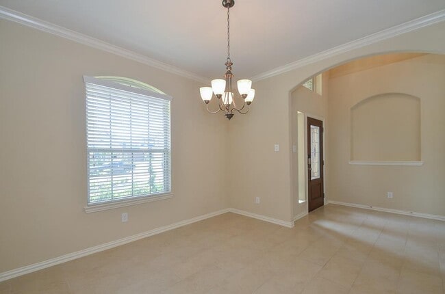 Building Photo - 3502 Fern Creek Ct Rental