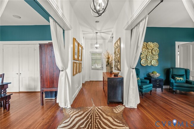 Photo - 416 W Washington St