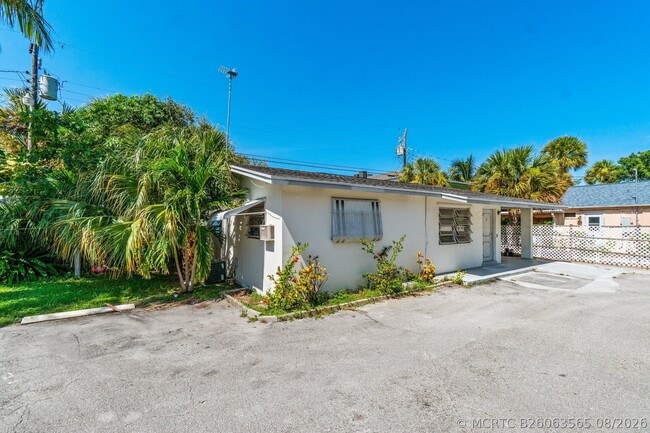 211 Sunrise Ave