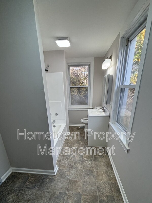 Photo - 2689 Strickhouser Rd