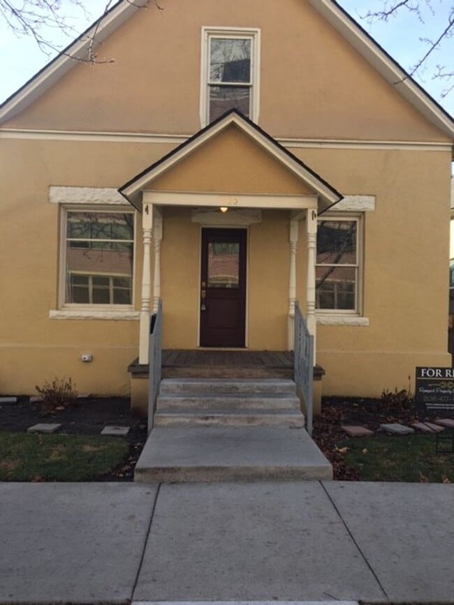 Building Photo - Coming Soon! Downtown Boise-Located close to everything!!