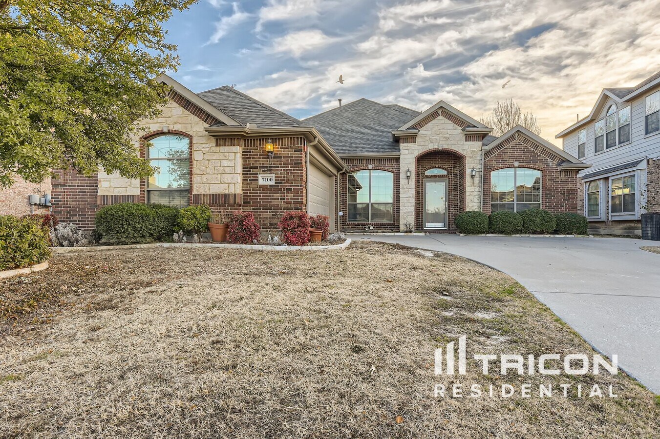 Photo - 7100 Brekenridge Dr House