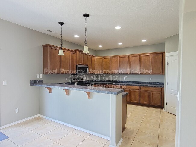 Photo - 5017 Laredo Dr
