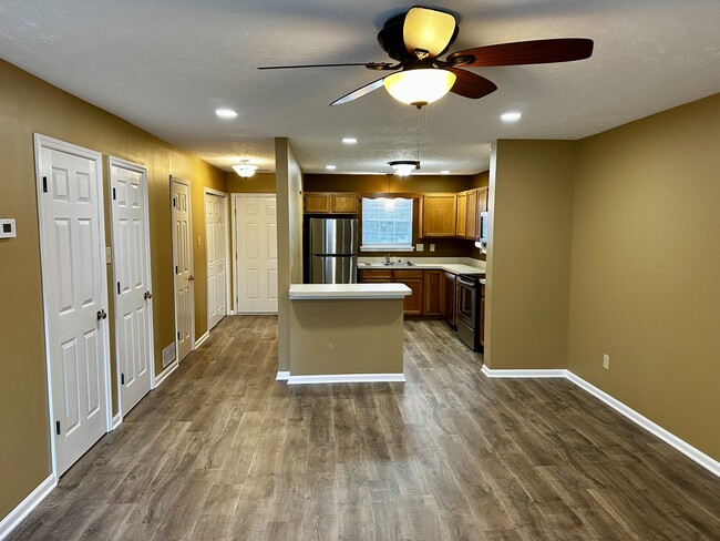 Photo - 2803 Point Ct Unit 2803 Point Ct