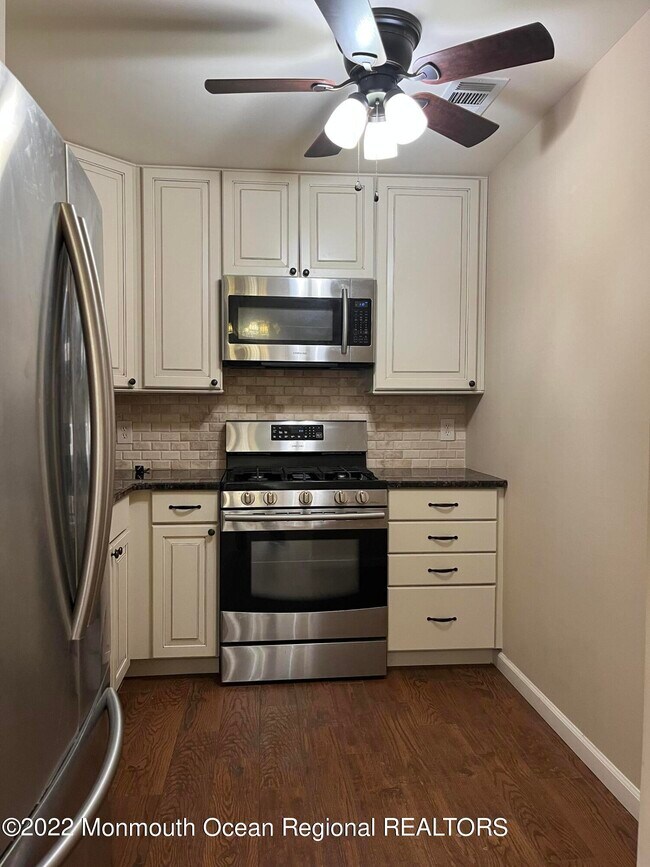 Photo - 1213 Harbour Club Dr Unit 1213