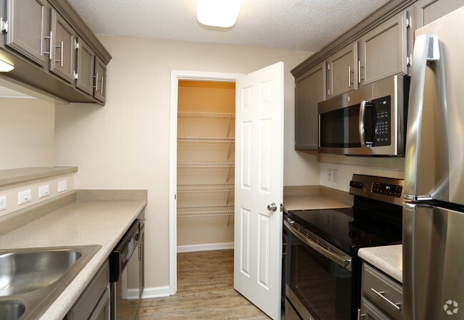 1HAB, 1BA - 823 ft² Bethel - Cocina