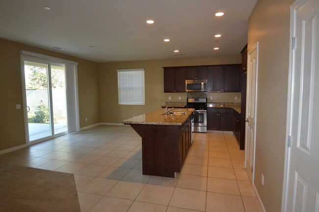 Photo - 6250 W Vine Ave