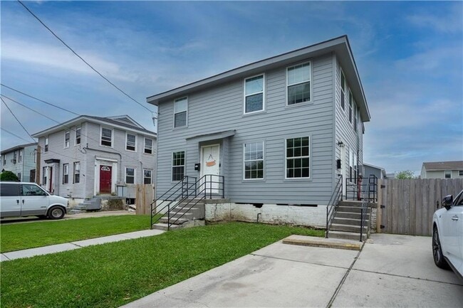 Photo - 6228 Waldo Dr