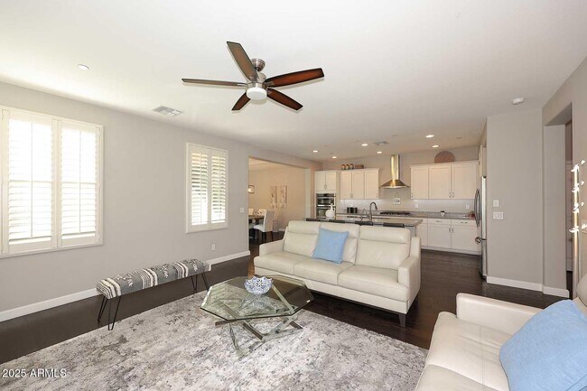 Photo - 10072 E Bell Rd