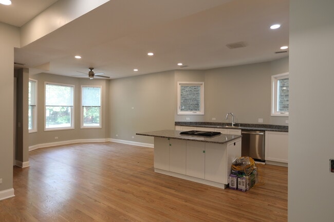 Photo - 2131 W Grace St Casa