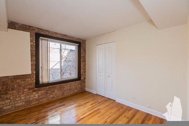 Photo - 2 bedroom in Chicago IL 60610 Unit A4