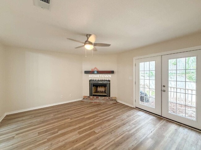 Building Photo - 4221 Brookside Dr