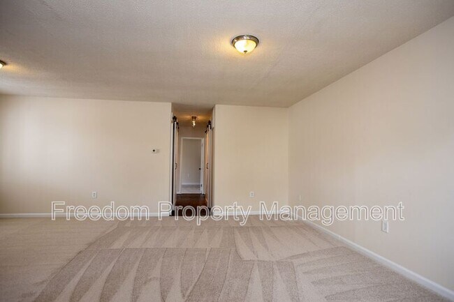 Photo - 9327 Woodlea Ct