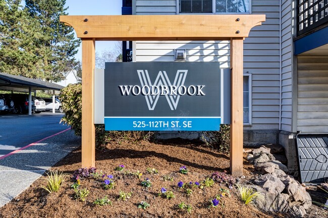 Woodbrook - Woodbrook Apartments