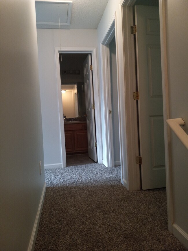 Photo - 7602 Creekside Ln