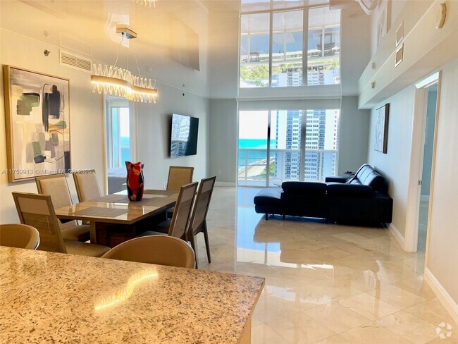 Building Photo - 1830 S Ocean Dr Unit 1503 Rental