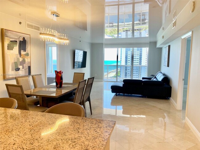 Photo - 1830 S Ocean Dr Unidad 1503 Rental