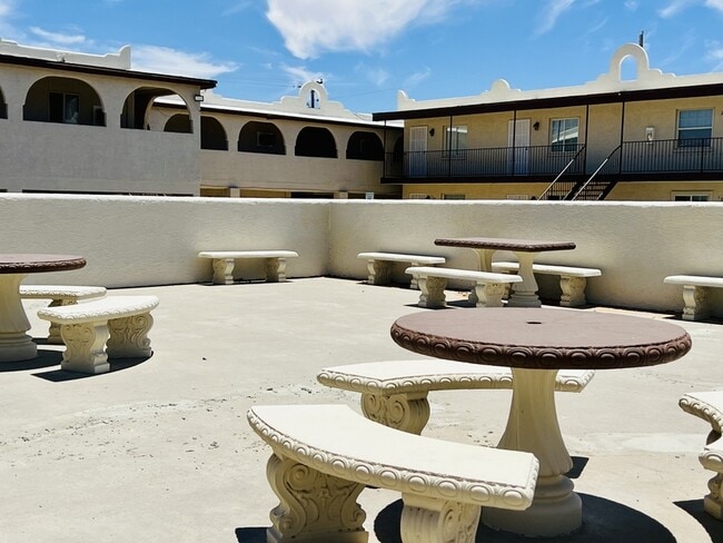 Photo - 4512 Arlen Ave