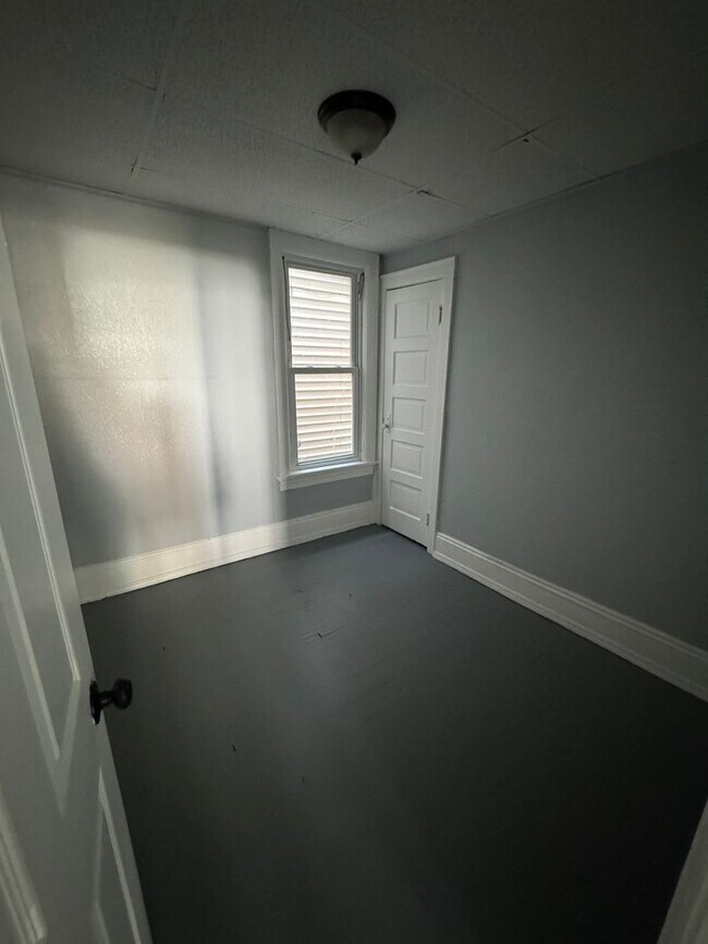 Photo - 1954 N 40th St Unidad 1954