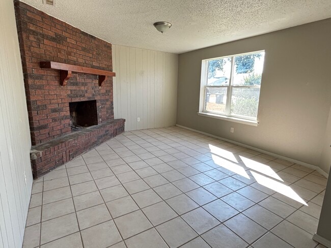 Photo - 707 S 24th St