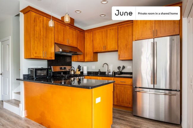 Photo - Room in Shared 5 bed/3 bath home Unit B