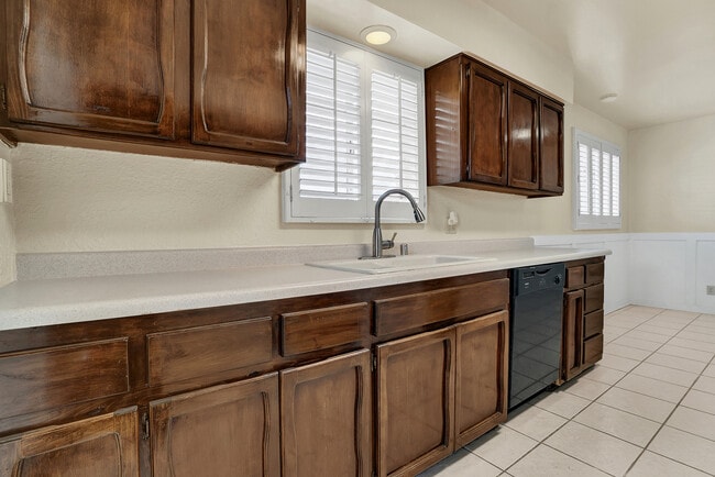 Photo - Cielo Vista 3 Bedroom 2 Bath