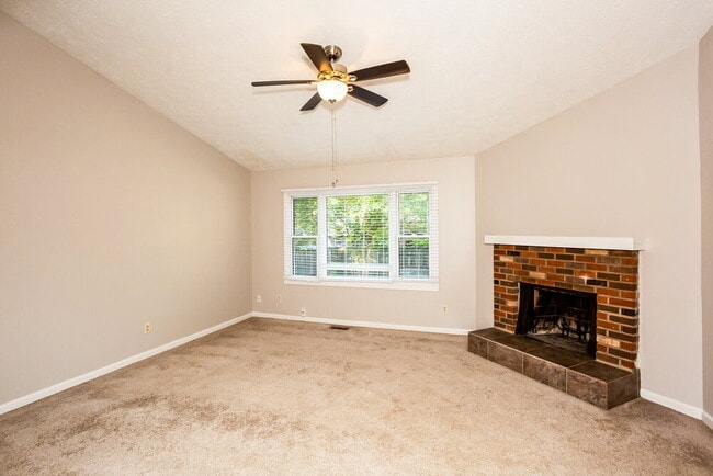 Photo - 5723 Ensenada Ave