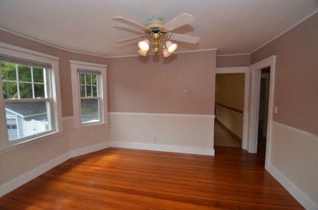 Photo - 27 Sears Ave Unit 2