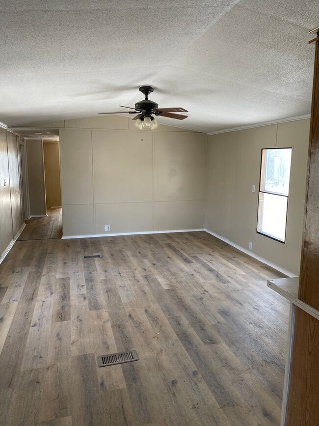 Building Photo - CB Genesee Villa LLC Unit 024