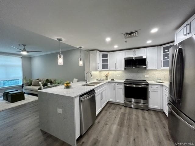 Photo - 100 Glen St Unit N2321