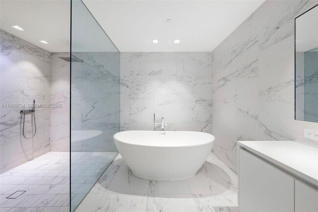 Photo - 1000 Biscayne Blvd