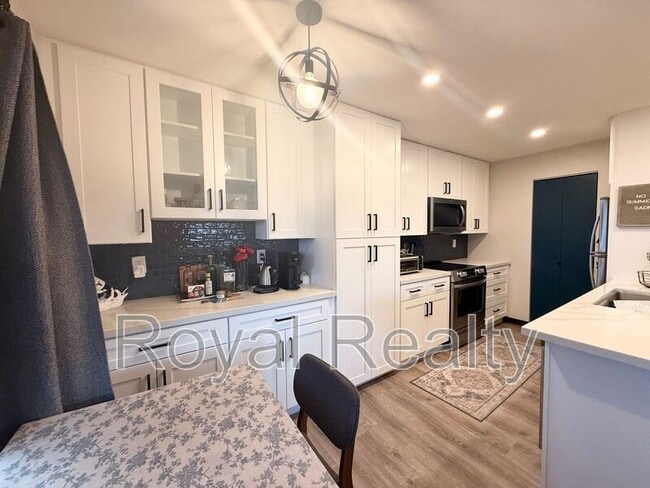 Building Photo - 17 Kopi Ln Unit #202