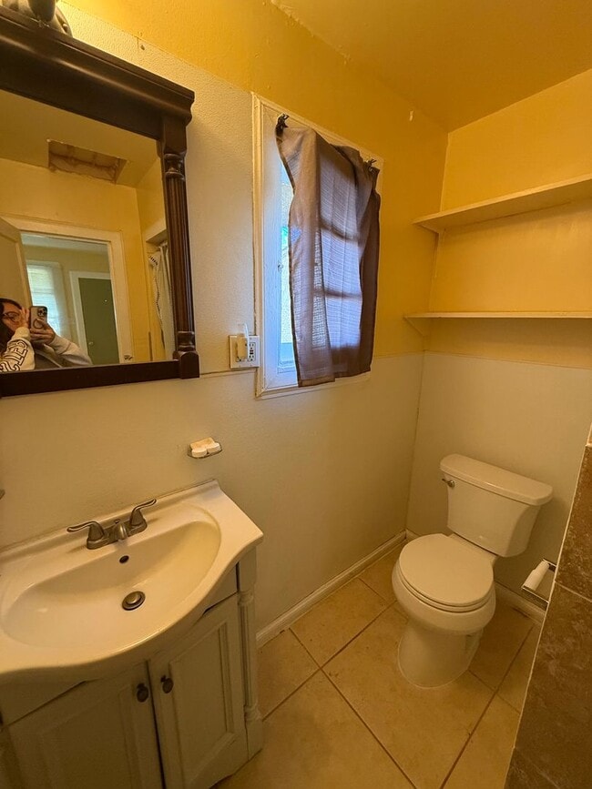 Photo - 6568 Desert Queen Ave Unit B