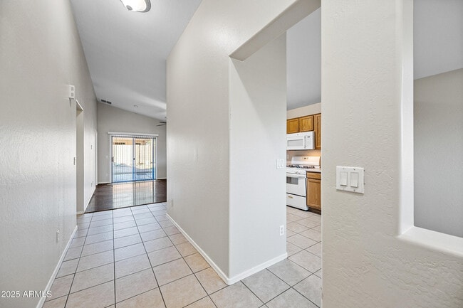 Photo - 10748 W Mountain View Dr