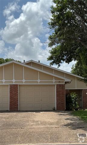 Building Photo - 11915 Metmora Ct Rental