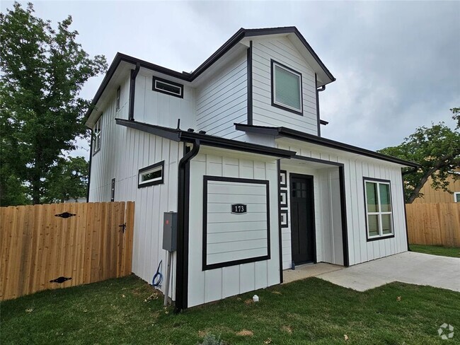 Building Photo - 173 Chickasaw Rental