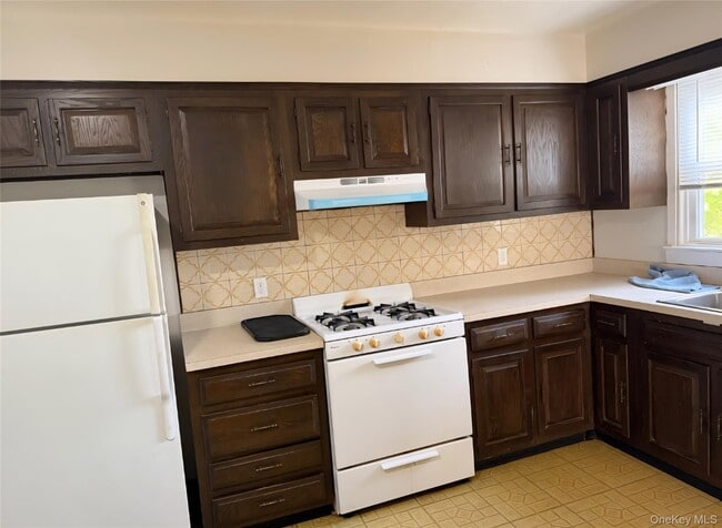 Photo - 80 Slocum Ave Unit 1