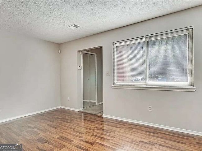 Photo - 28 Country Pl Ct