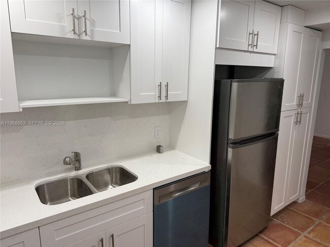 Photo - 90 Edgewater Dr Unit 1016