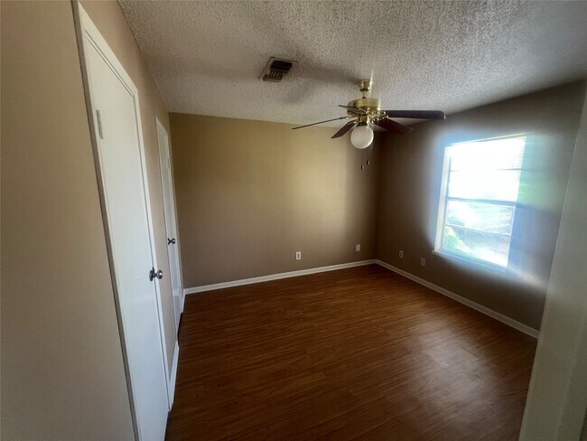 Photo - 12207 11th St