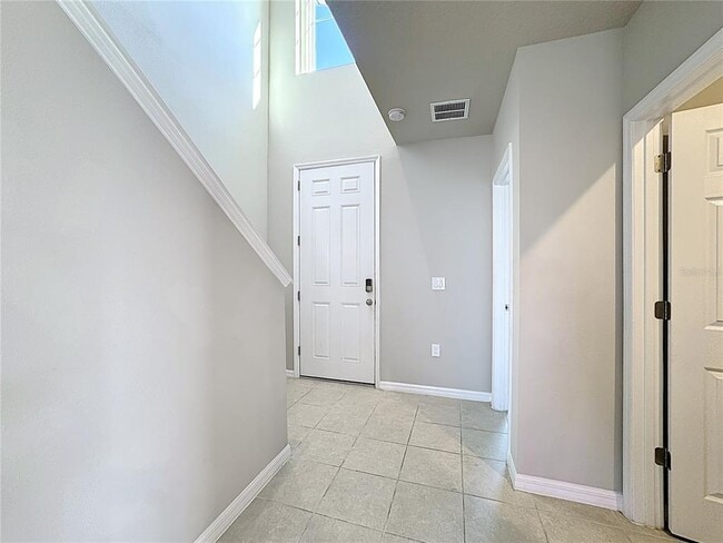 Photo - 5251 Meredrew Ln