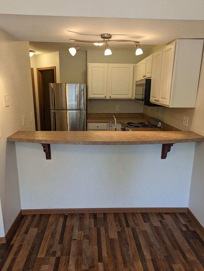 Photo - 1505 W 25th Ct Unit B7